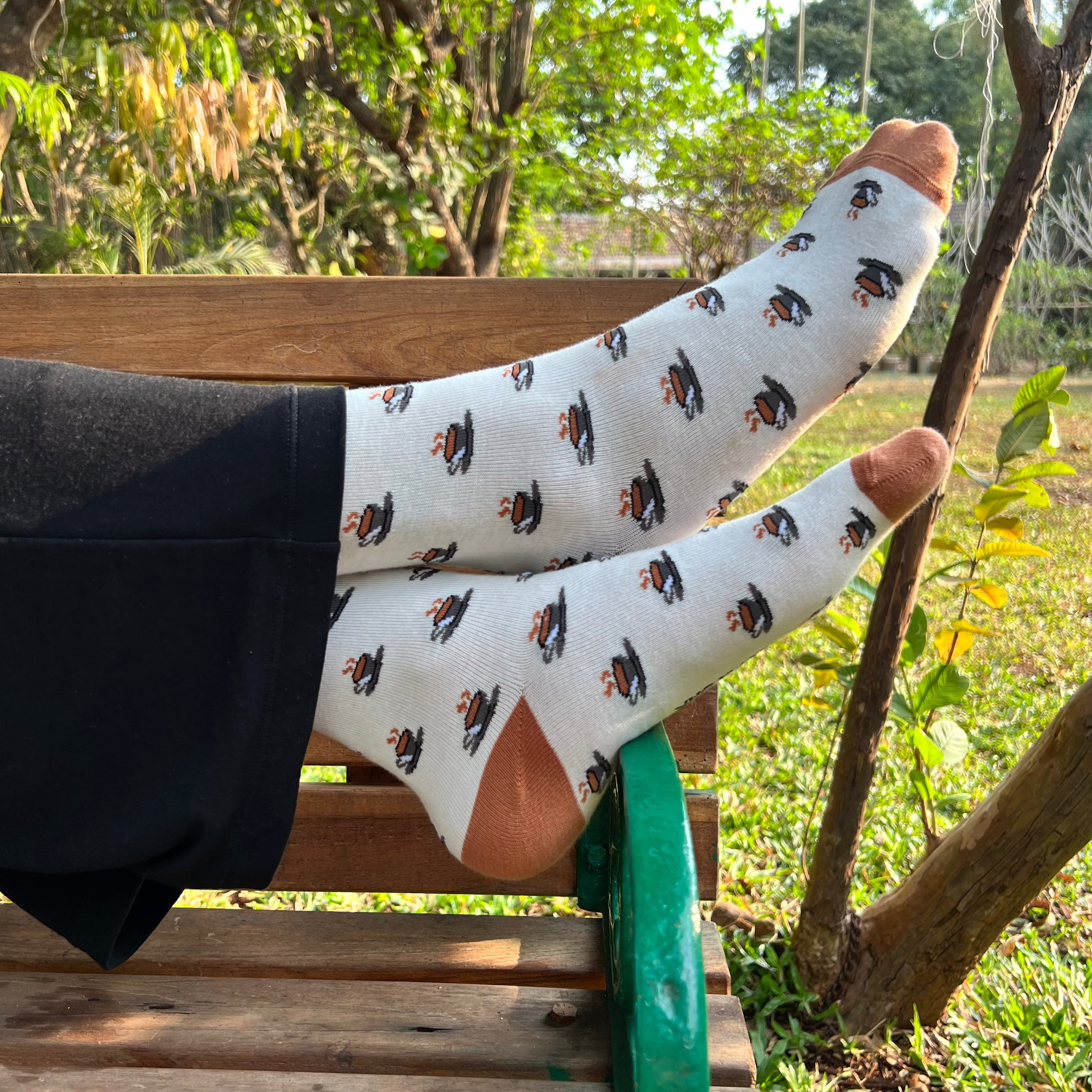 Chai Latte Men's Crew Socks