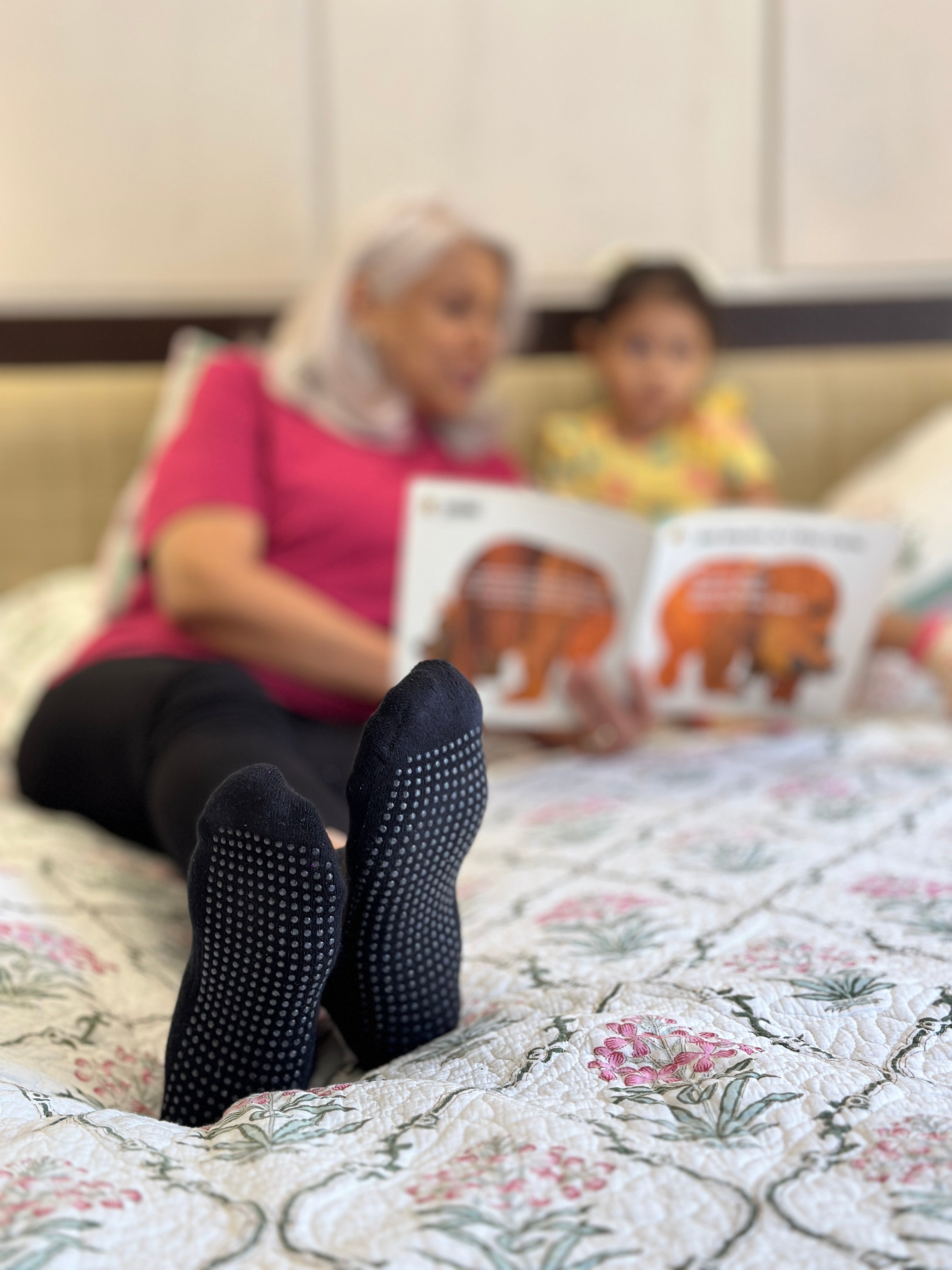 Unisex Silicone-Grip No-Fall Socks for Elderly Care - Set of 5 (Black, White, Grey)