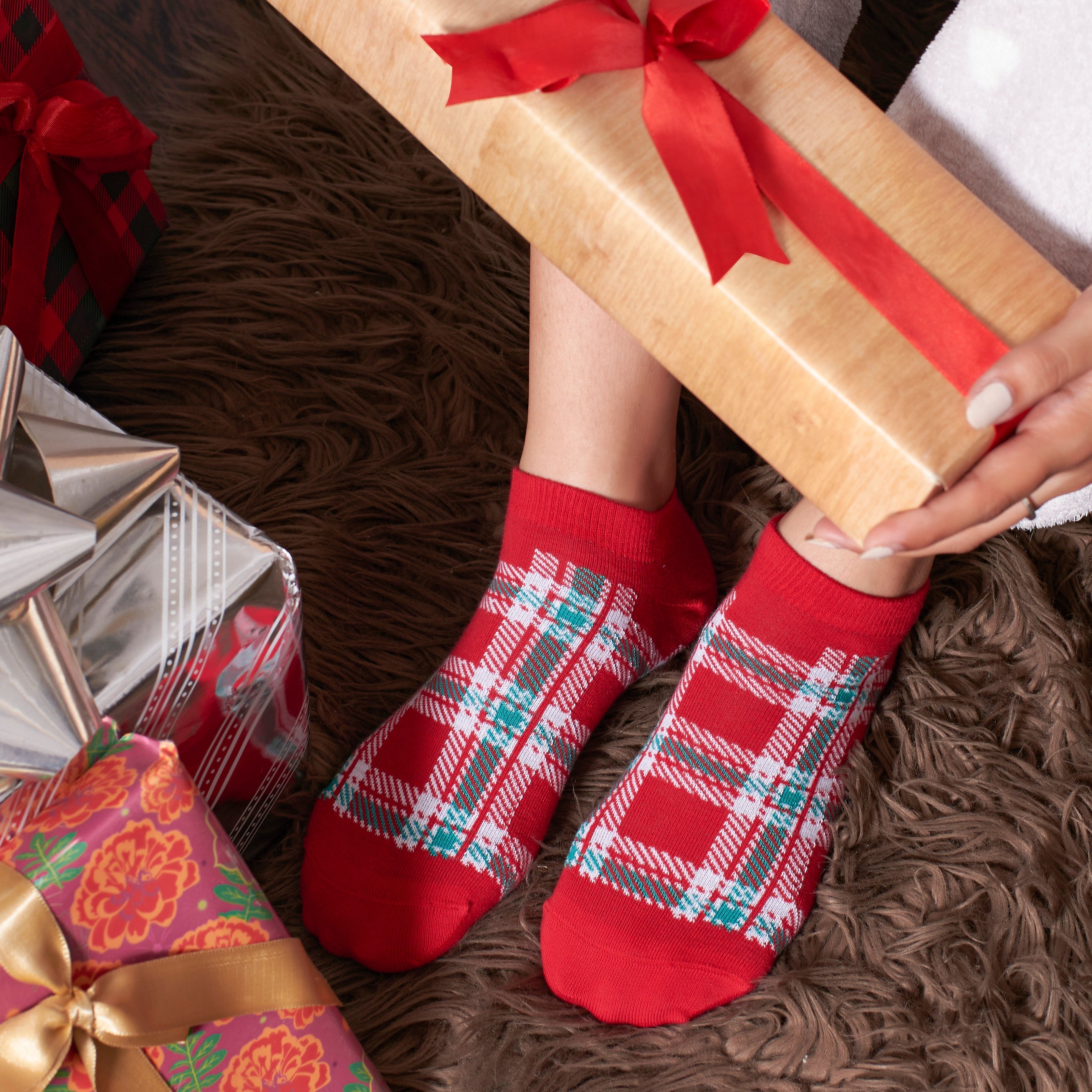 Plaid Up Ankle Socks for Women
