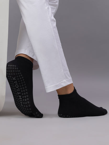 Pilates - Unisex Two-Toe Grip Socks – Anti-Slip Socks for Yoga, Pilates - Black