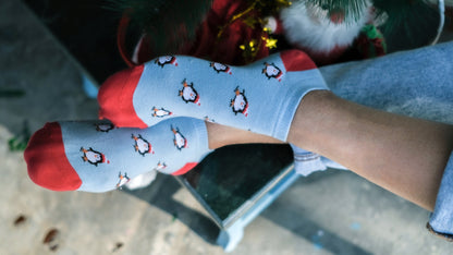 Penguin Snuggles Ankle Socks for Women
