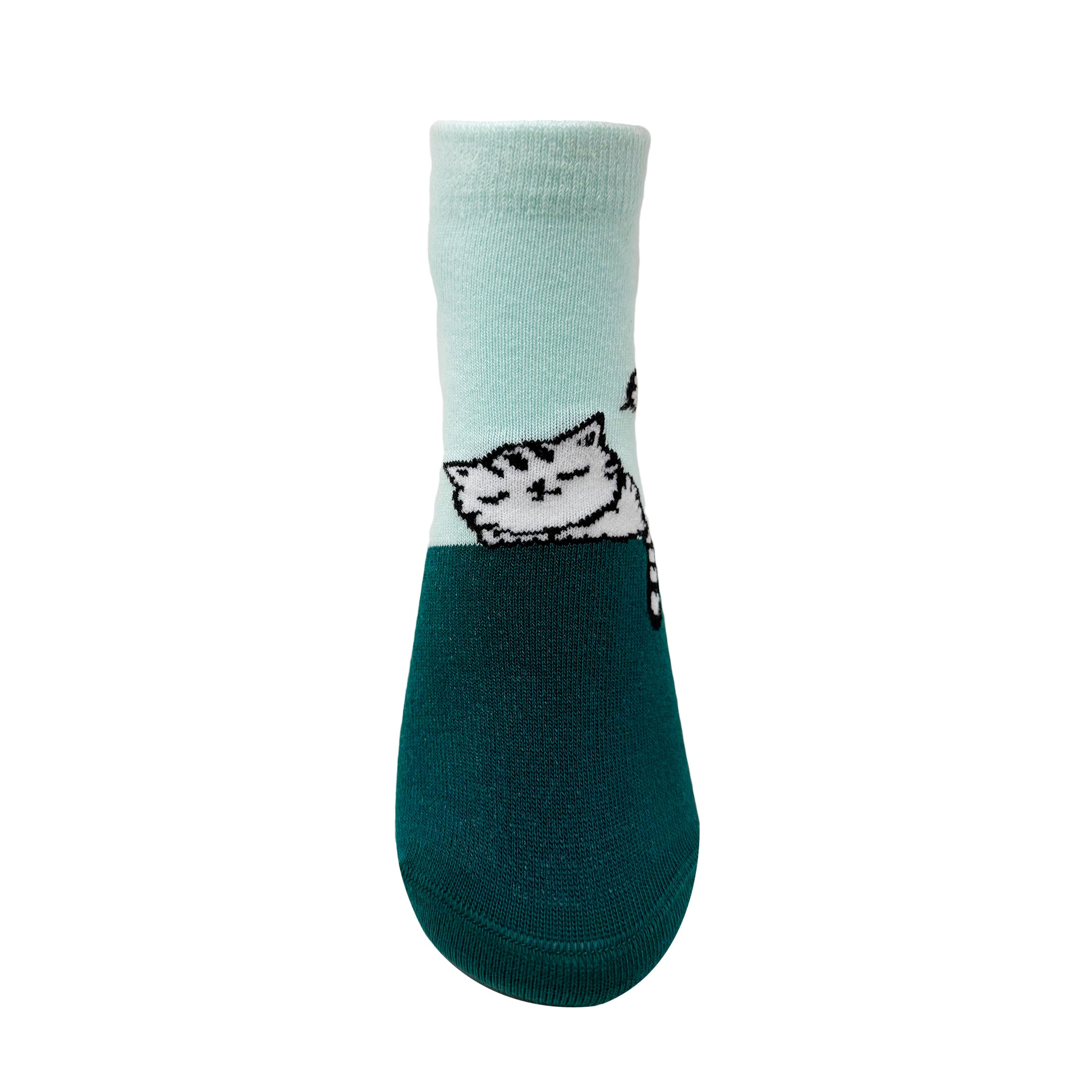 Cat On A Ledge Ankle Socks For Women