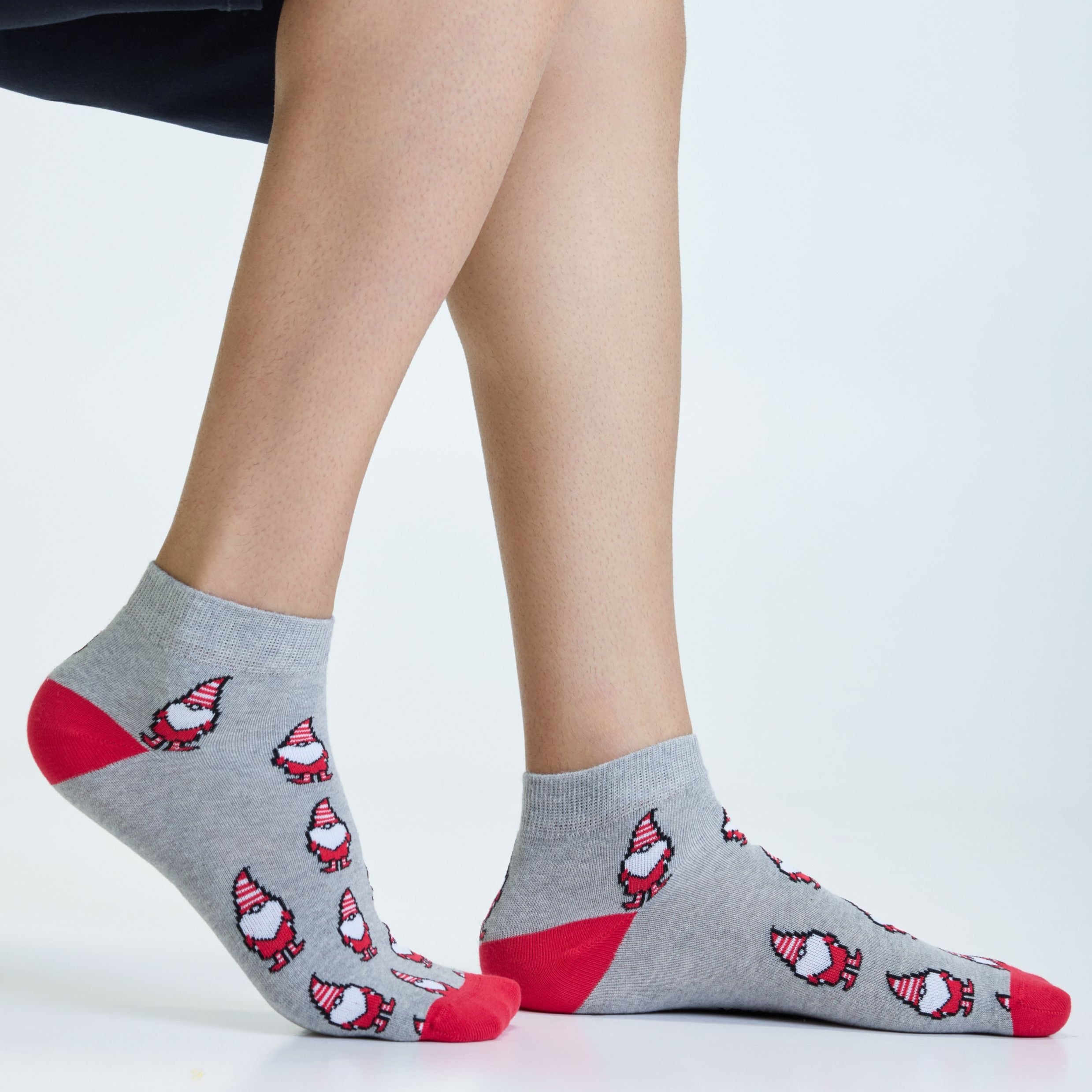 Merry Mischief Gnome Men's Ankle Socks