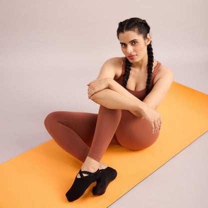 Yoga and Pilates Non-Slip Socks for Women - Black