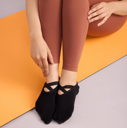 Yoga and Pilates Non-Slip Socks for Women - Black