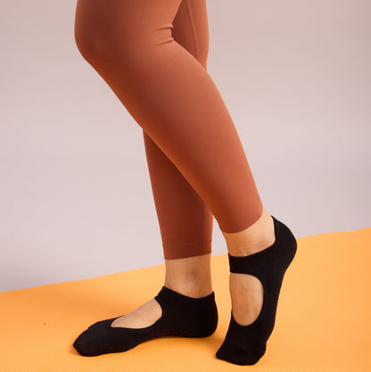 Yoga and Pilates Non-Slip Socks for Women - Black