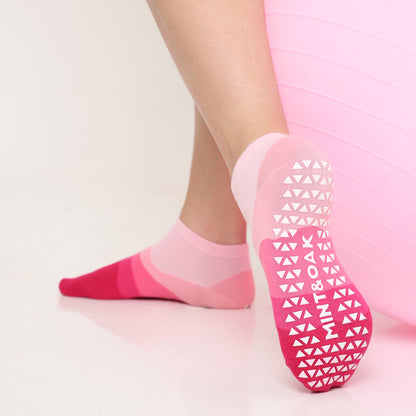 Yoga and Pilates Non-Slip Socks for Women - Pink Wave