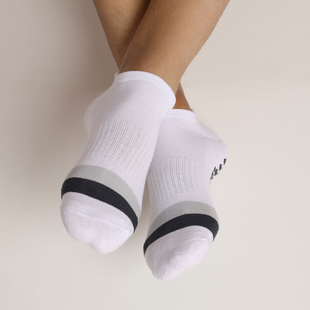 White Unisex Ankle Sports Grip Socks