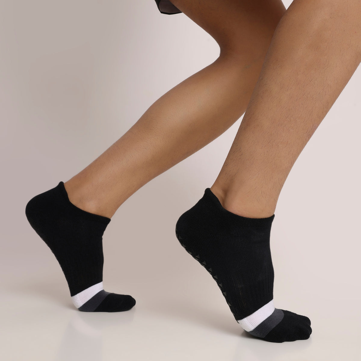 Black Unisex Ankle Sports Grip Socks