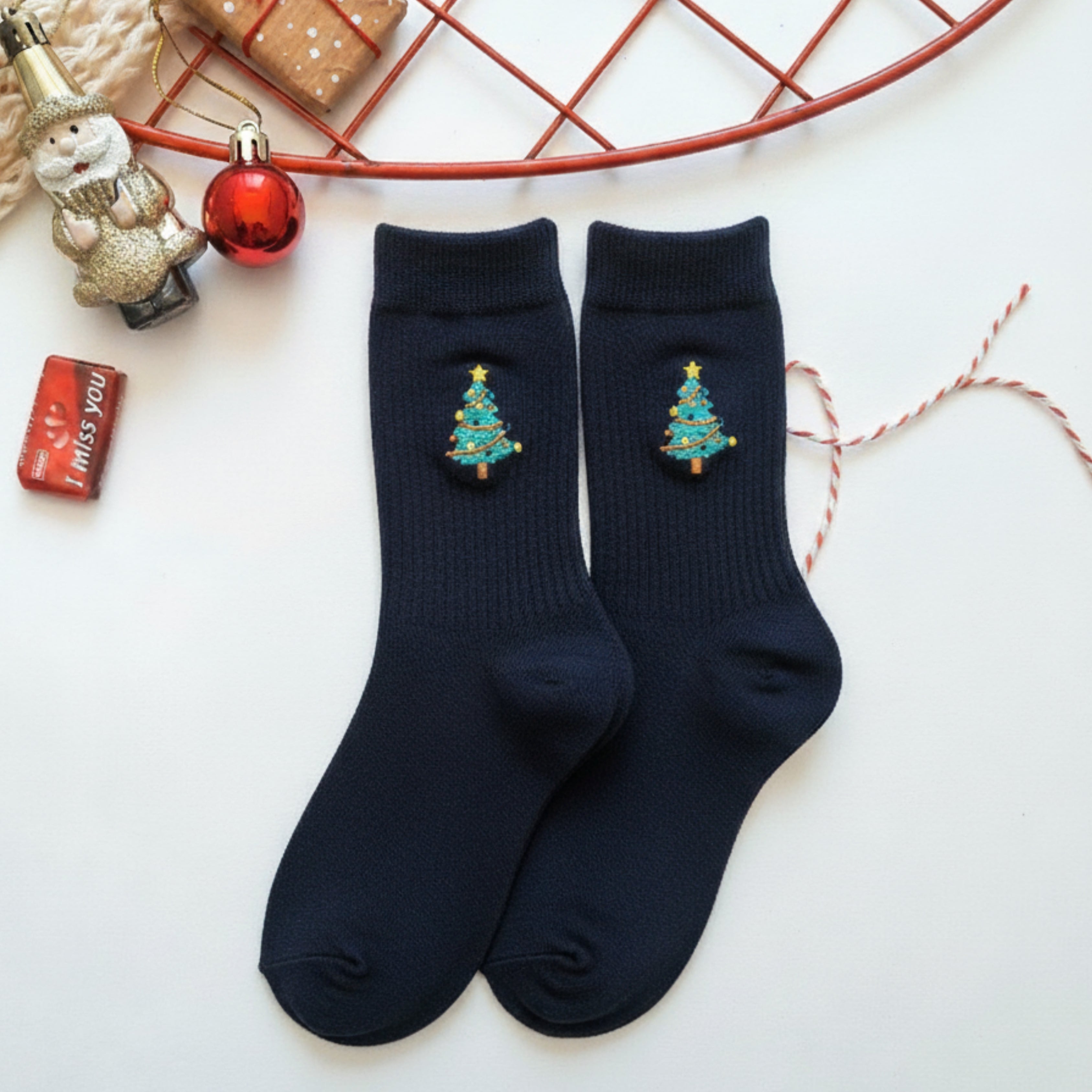 Ribbed Embroidered Christmas Tree Crew Socks For Men