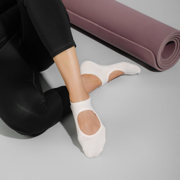 Set Of 3 Yoga Socks Anti-Skid Technology - Light Blue, Baby Pink, Fuchsia Pink