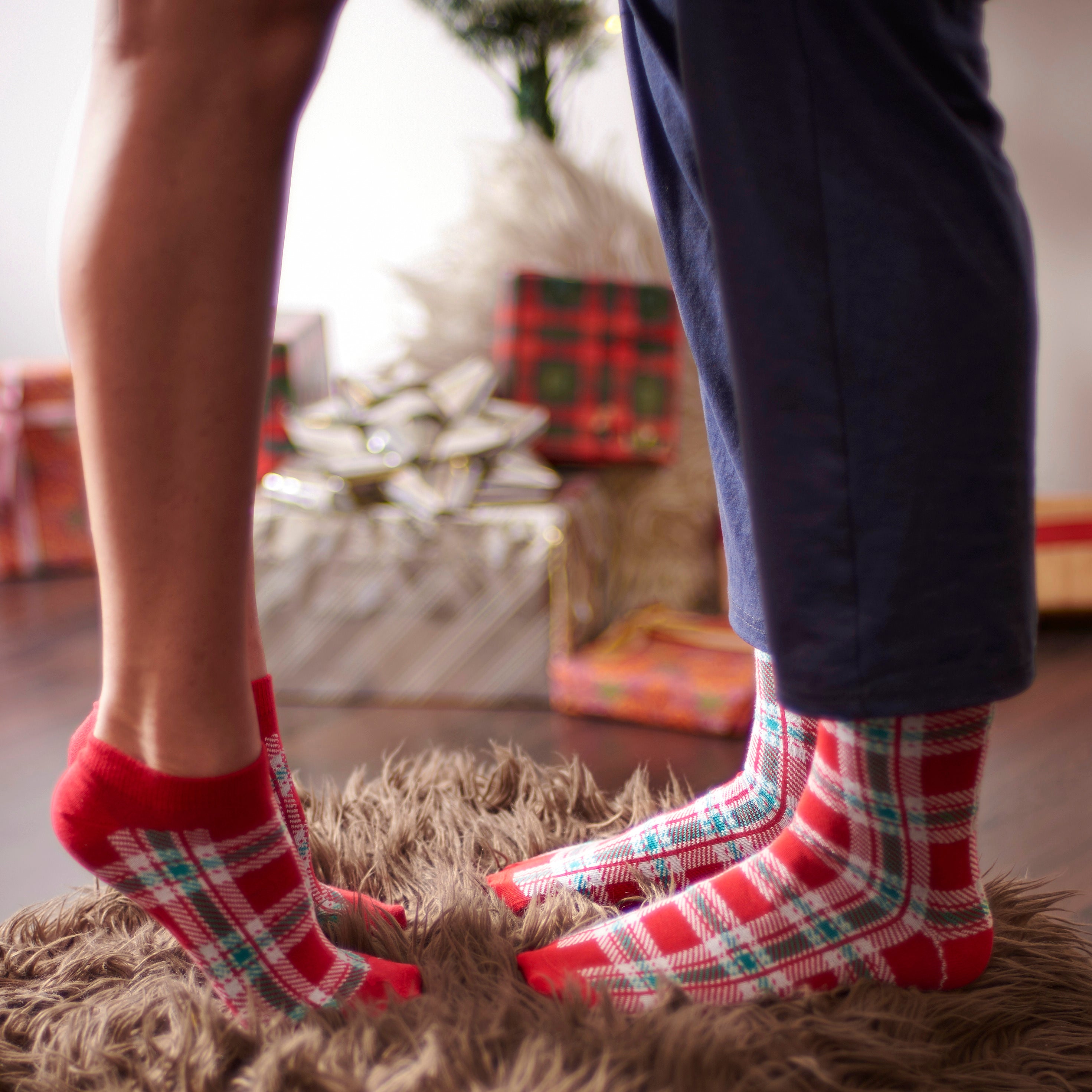 Plaid up Men & Women Matching Socks