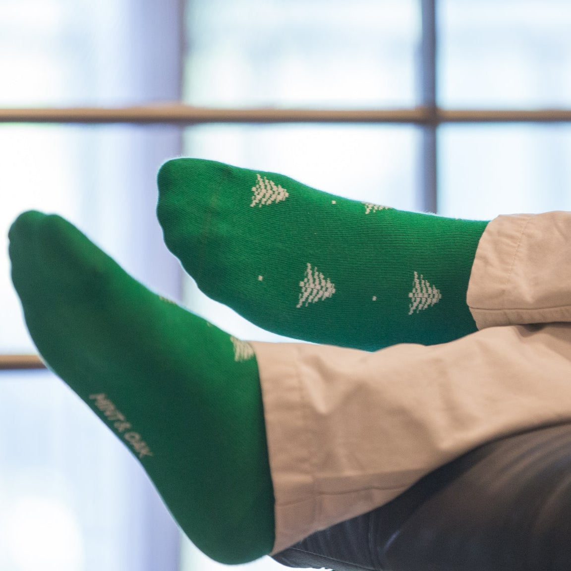 CHRISTMAS TREE - Mint & Oak