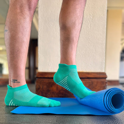 Dash of colour Set Of 2 Bamboo Socks For Men