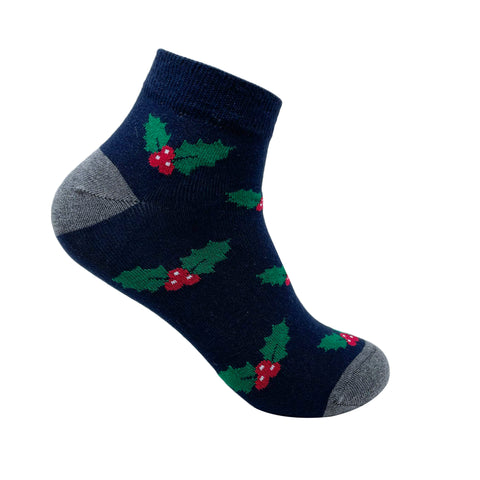 Under the mistletoe ankle socks for men