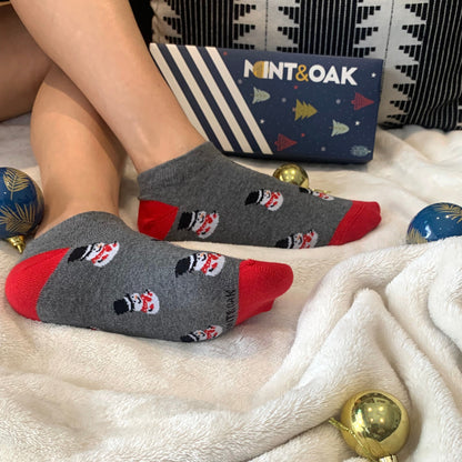 Roly Poly Snowman Ankle Socks for Women